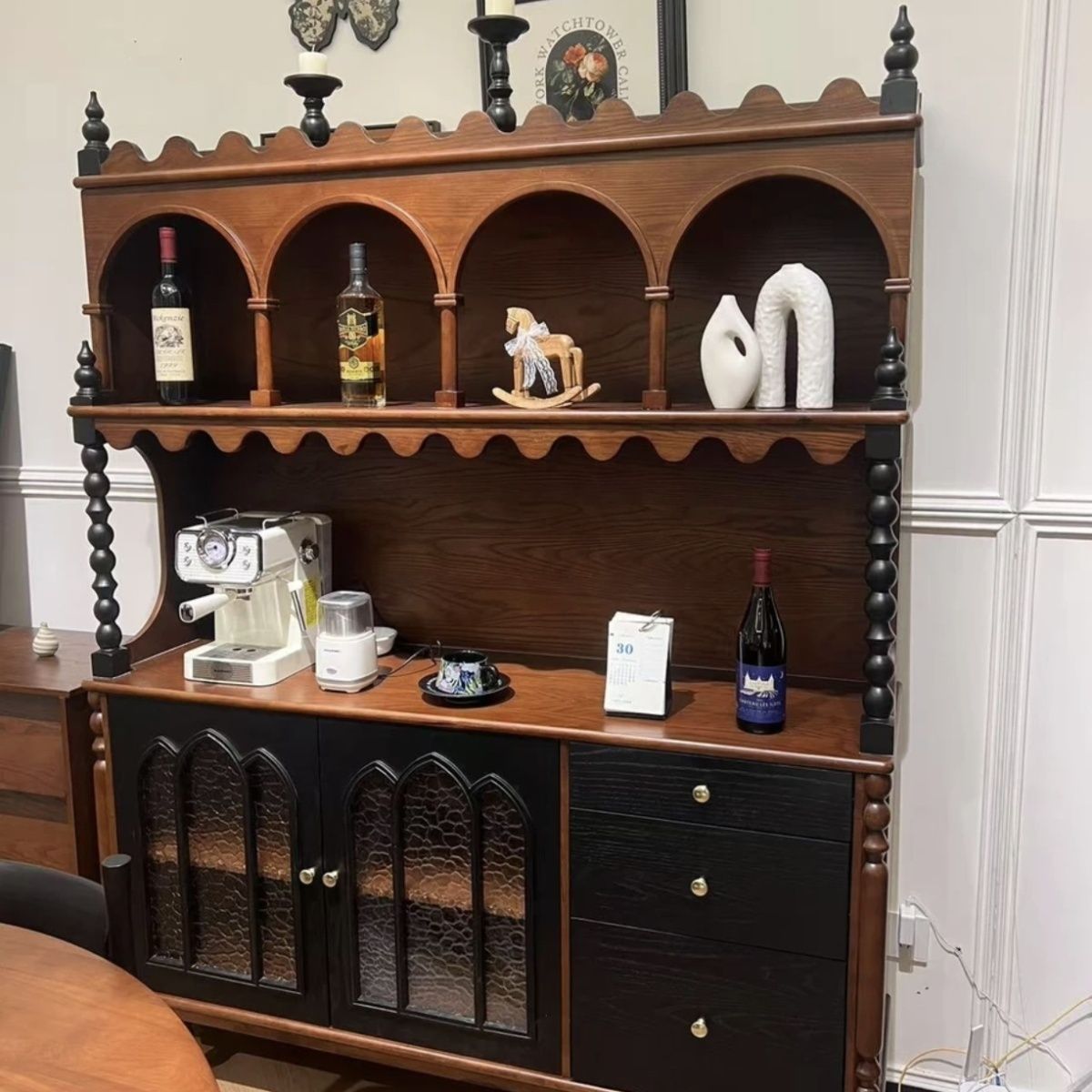 Mueble auxiliar de comedor de  - Coffee And Tea-Za reseña y precio